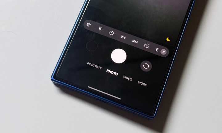 Kamerapp i One UI 8 på Samsung Galaxy Z Fold 7.