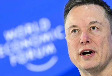 Domare omplacerar Elon Musk-fall efter oro för partiskhet på LinkedIn