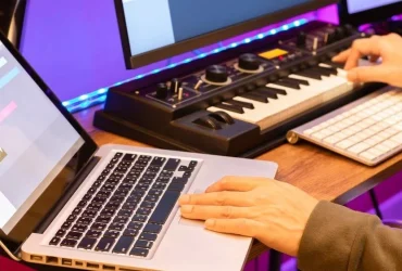 Berklee AI-kurs utlöser studentprotester över "Bots and Beats"